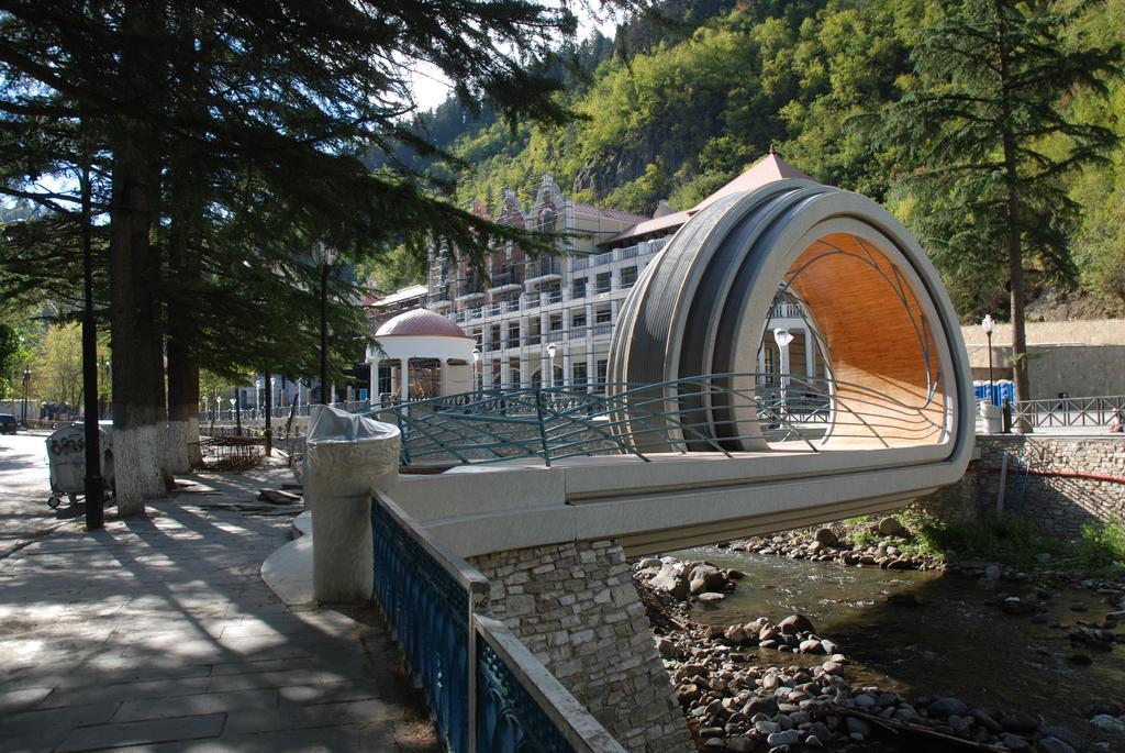 Borjomi Central Park Apartment الغرفة الصورة